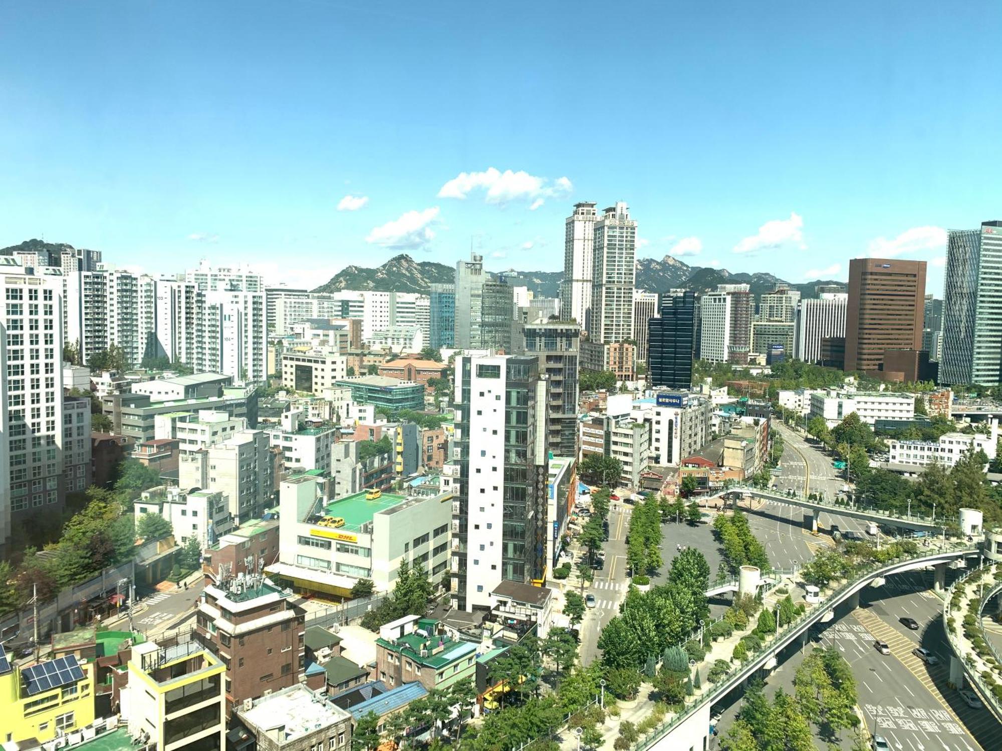 Travel House Apartment โซล ภายนอก รูปภาพ
